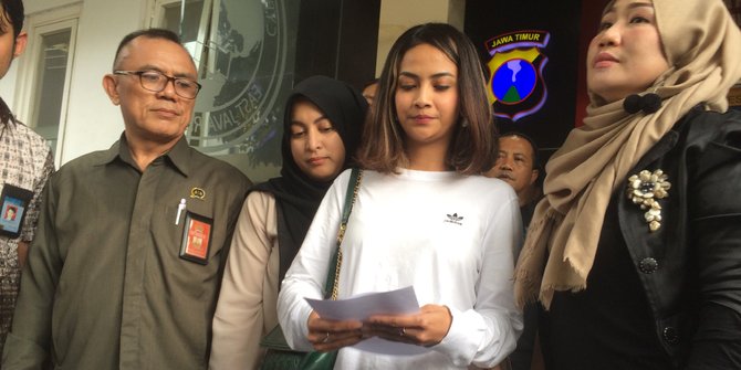 Pemeriksaan Perdana Hari ini Dipastikan Vanessa Angel Akan Ditahan