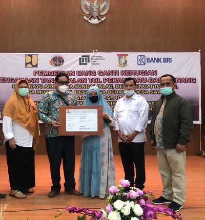 50 Pemilik Tanah Terima Uang Ganti Rugi Pembangunan Tol Pekanbaru-Bangkinang