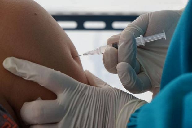 Ribuan Warga Senapelan Batal Suntik Vaksin