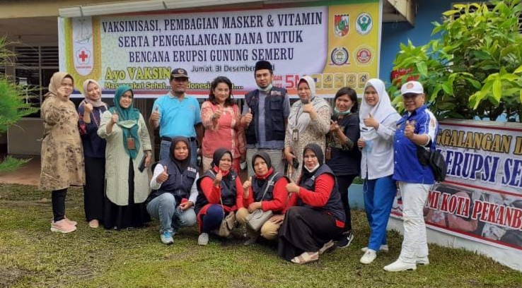 PMI Payung Sekaki Gelar Vaksinasi, Penggalangan Dana serta Bagi-bagi Masker