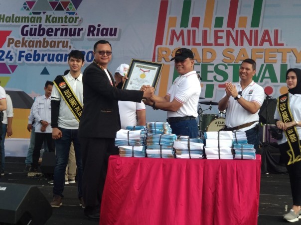 Kaum Milenial Terbanyak, MRSF 2019 di Riau Raih Rekor MURI 