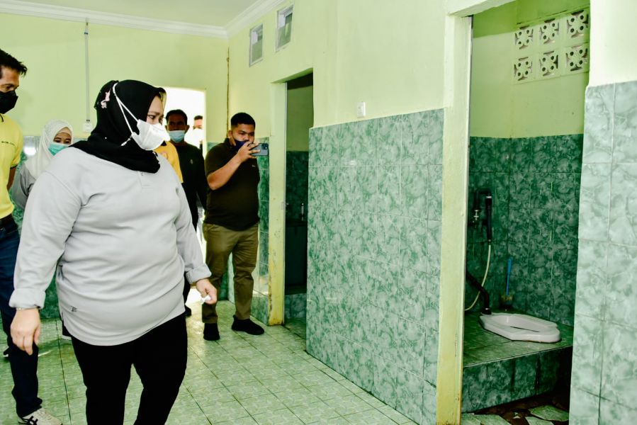 Parah, Saluran Air di WC Kantor Gubernur Riau tak Mengalir