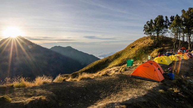 Tidak Ada Pemisahan Tenda Pendaki di Gunung Rinjani