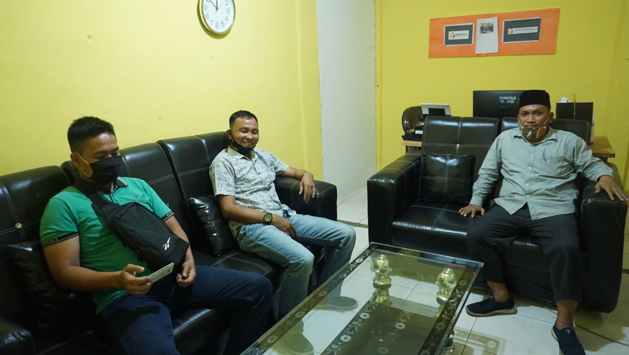 Intelkam Polres Rohil Kordinasi Dengan Â Bawaslu Terkait Pengawasan Pilkada