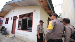 Densus 88 Tangkap Istri Pelaku Bom Bunuh Diri Medan