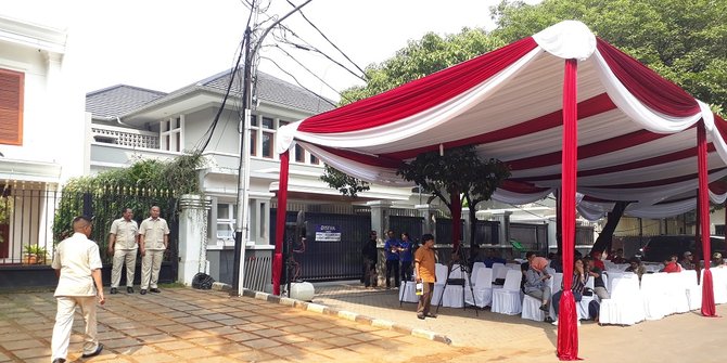 Elite Parpol Koalisi Prabowo Nobar Sidang MK di Kertanegara
