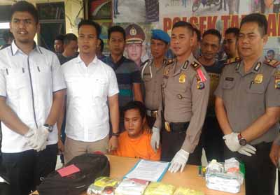 Polsek Tampan Tangkap 4 Kg Sabu