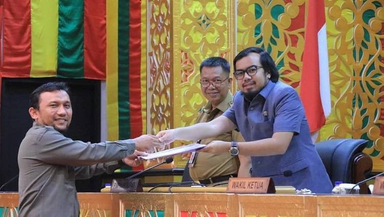 DPRD Pekanbaru Gelar Rapat Paripurna Pandangan Umum Fraksi Terkait Nota Keuangan dan Ranperda