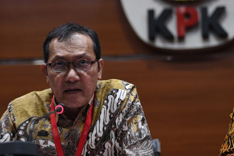 Mundur Dari Jabatan Pimpinan KPK, Saut Situmorang Tulis Surat Perpisahan