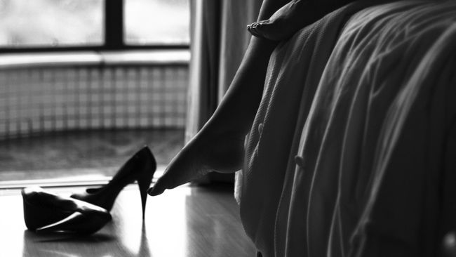 Putri Pariwisata Indonesia Ditangkap karena Prostitusi Online