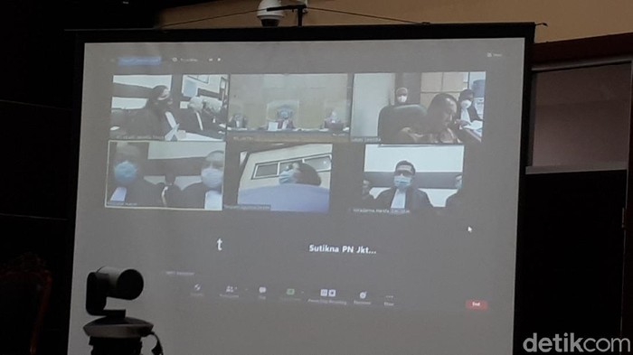 Tidur saat Sidang, Majelis Hakim Tegur Joko Tjandra