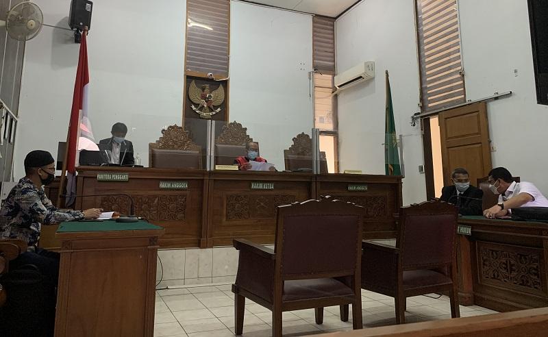 Kuasa Hukum Klaim Tak Ada Laskar FPI Bawa Senjata Api 