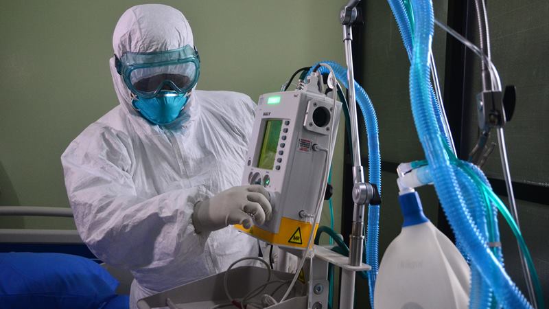 Pasien Meledak, Ruangan RSUD Penuh, Tiga Pasien Covid-19 Menjerit Minta Ditangani