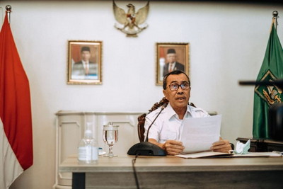 Kembali Beraktifitas, Gubri  Beri Arahan Pelaksanaan APBD 2021