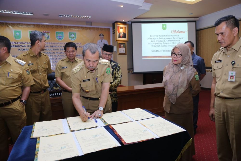 Pemprov Riau & Kabupaten/Kota Tanda Tangani MoU Wilayah Kerja Migas Blok Siak