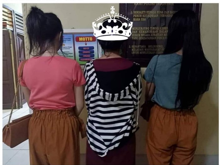 Polisi Amankan 3 Siswi SMA yang Buka Bra Saat Live IG 