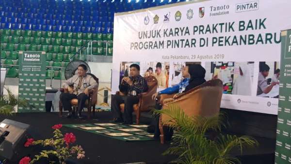 Guru Diajak Kreatif Lewat Diskusi Unjuk Karya