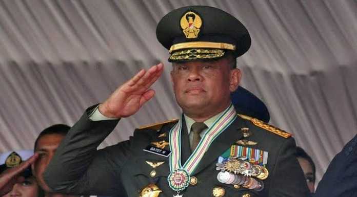 Eks Panglima TNI  Gaungkan Salat Jemaah di Tengah Corona