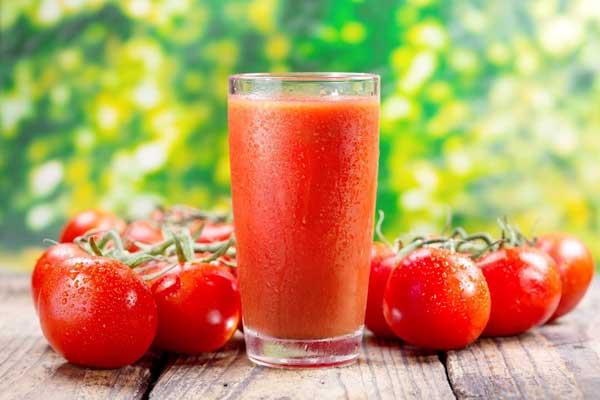 8 Khasiat Jus Tomat Untuk Kesehatan Tubuh