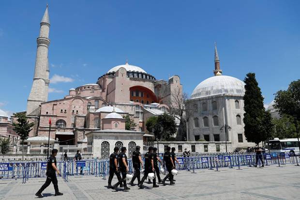 Hagia Sophia Gelar Shalat Jumat Pertama dalam 86 Tahun 