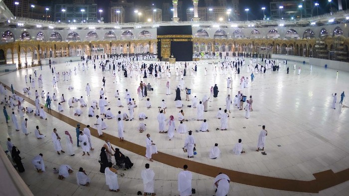 Arab Saudi Tunda Umrah Hingga Usai Idul Fitri 