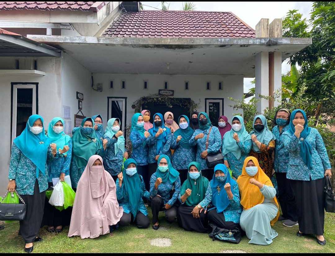 Tingkatkan Ekonomi Keluarga, TP PKK Kota Pekanbaru Evaluasi dan Monitoring UP2K Kecamatan Rumbai