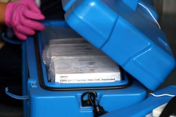 Riau Sudah Terima 67.480 Dosis Vaksin Covid-19
