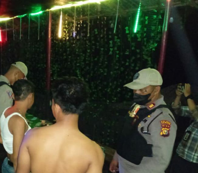Razia Pekat, Tim Tembak Polres Kampar Amankan Miras dan Pandu Cafe Remang-Remang