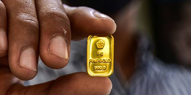 Harga Emas Antam Turun Rp 2.000 per Gram, Berikut Rinciannya