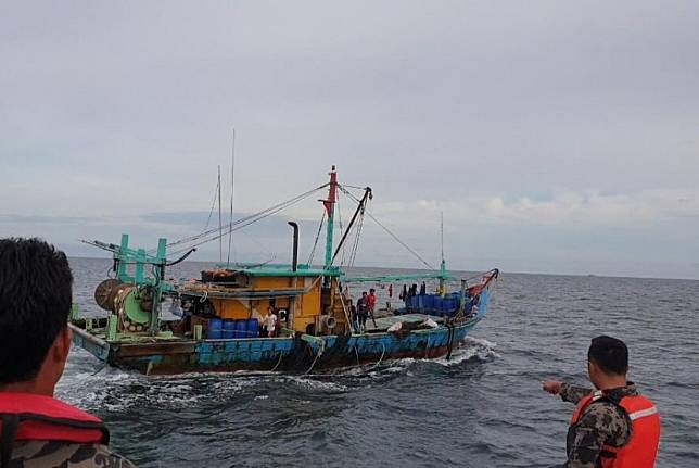 Kapal Pencuri Ikan Berbendera Malaysia Kembali Ditangkap di Riau 