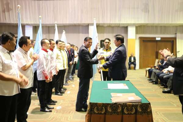 Walikota Firdaus Kembali Pimpin Wushu Riau