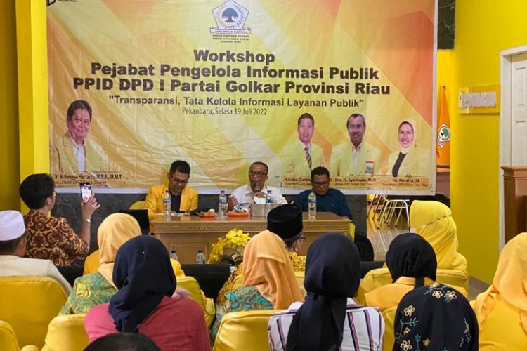 Puluhan Mahasiswa dan Kader Golkar Ikuti Workshop Keterbukaan Informasi