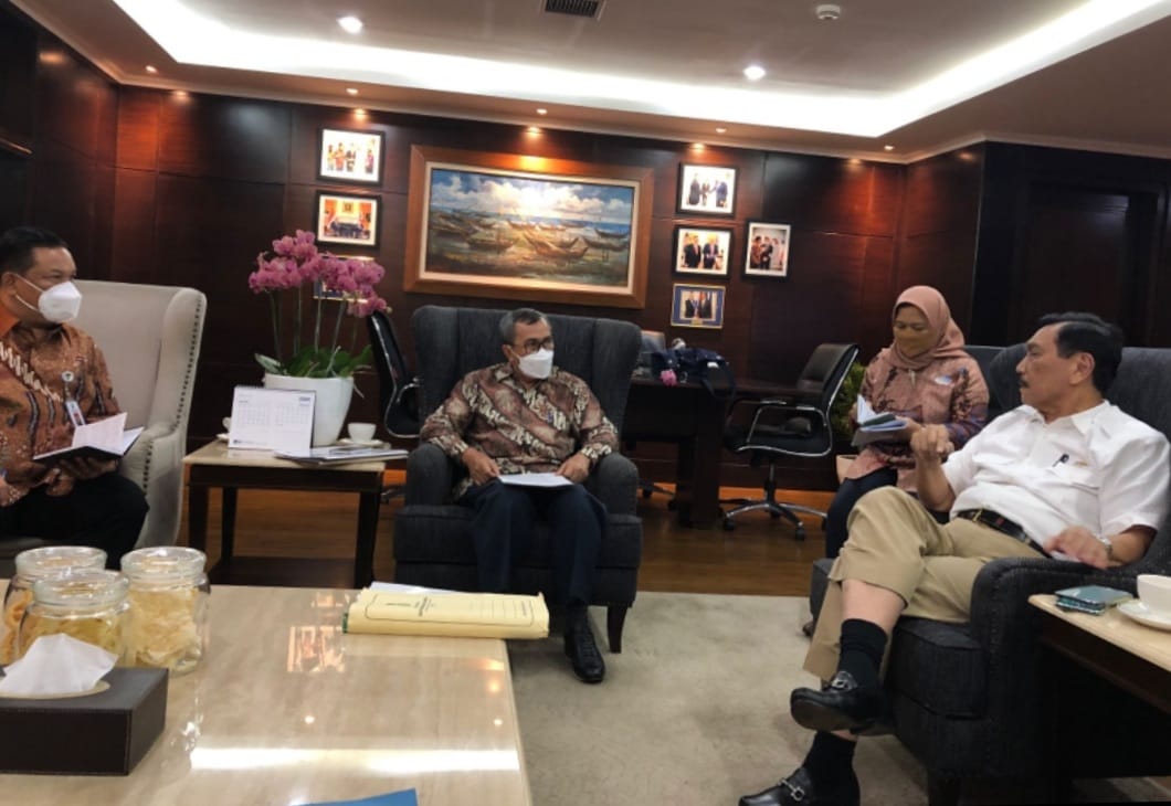 Gubri dan Menko Marvest Bahas Hilirasi dan Replanting Sawit, Kelapa Serta Karet