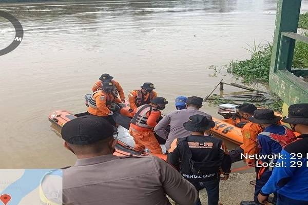 Korban Kecelakaan Kapal Tongkang di Pelalawan Ditemukan Tewas 