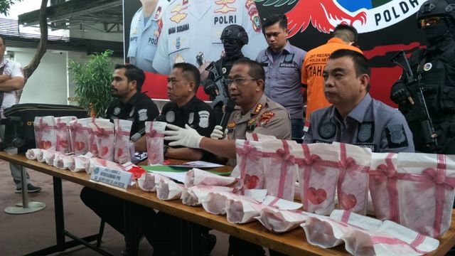 Dibagikan Saat Valentine, Polisi Tangkap Pengedar 1.200 Butir Narkotika