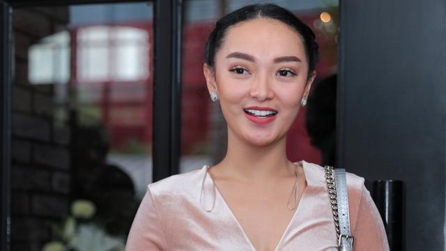 Zaskia Gotik Tunggu Calon Yang Tepat